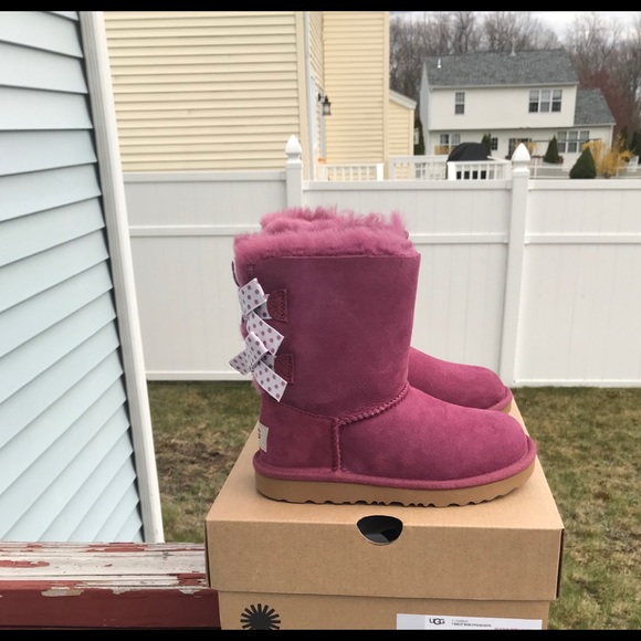 UGG Bailey Bow II Polka Dots - Picture 8 of 8